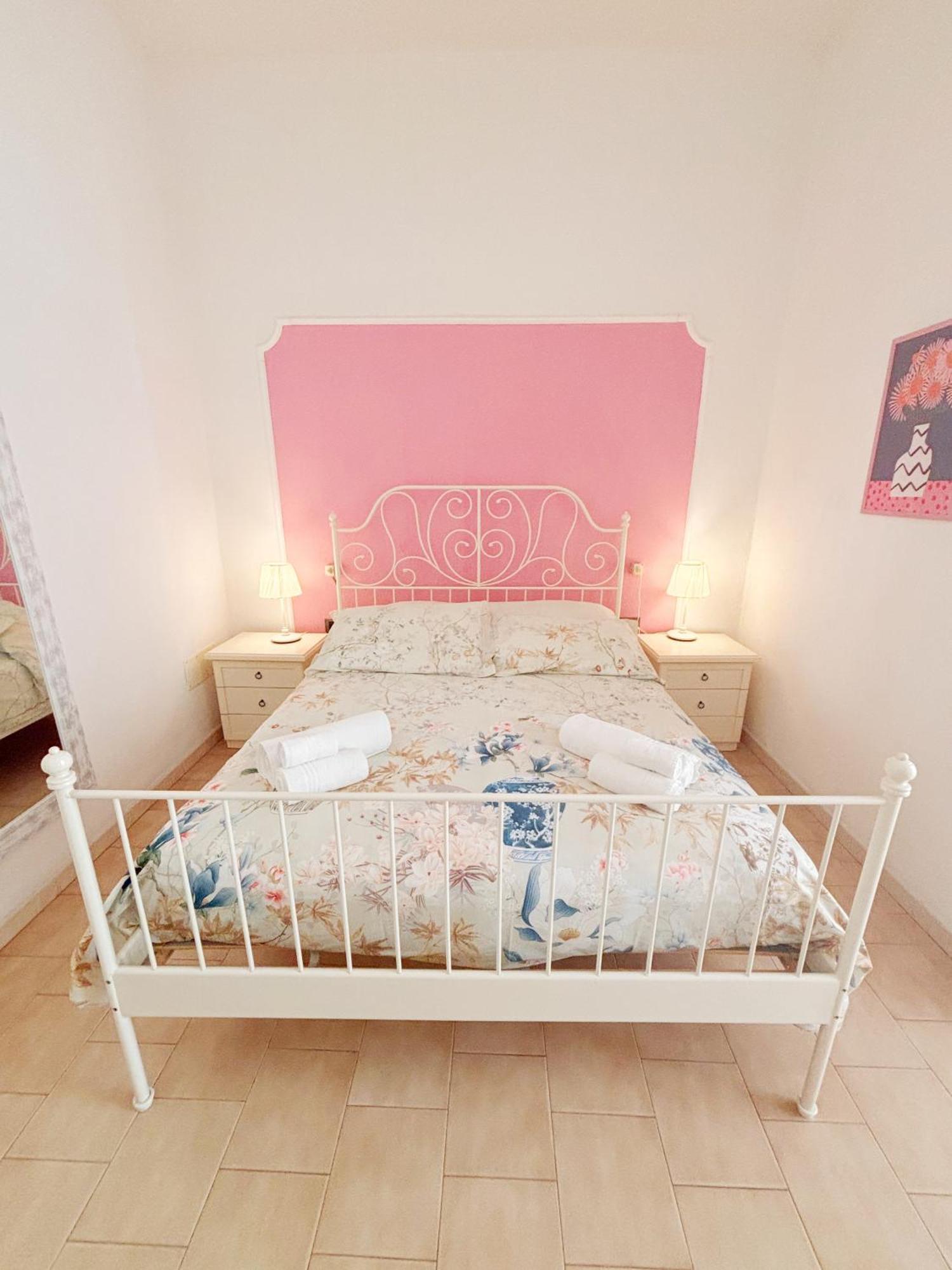 A Casa Di Mario E Nene Panzió Viareggio Kültér fotó